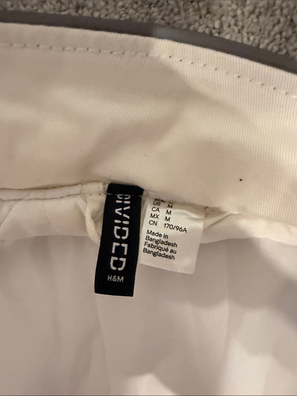 H&M Cream Racing Logo Puffer Jacket - Picture 2 of 4